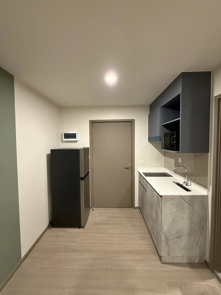 Aspire Ratchayothin Studio room for rent, fully furnished and equipped with appliances. Reserve now!