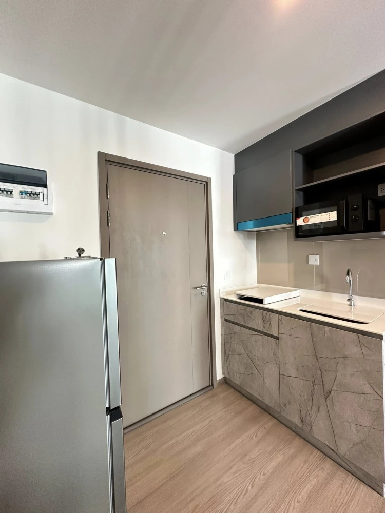 Aspire Ratchayothin for rent, beautifully decorated room in minimalist style, good location, fully furnished, great value, hurry and reserve now!