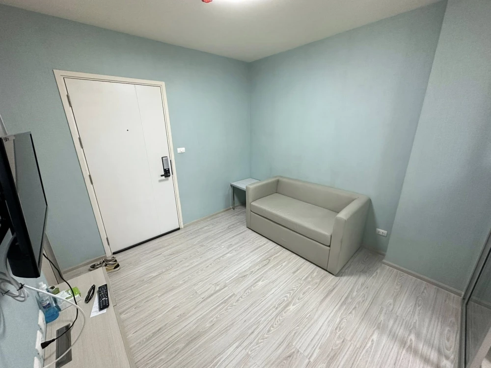For rent Aspire Rattanathibet 2 1 bedroom 1 bathroom comes with complete furniture and electrical appliances. Don't miss out on this great deal.