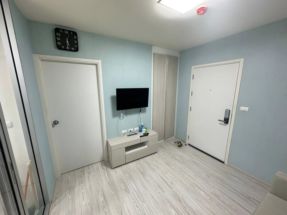 For rent Aspire Rattanathibet 2 1 bedroom 1 bathroom comes with complete furniture and electrical appliances. Don't miss out on this great deal.