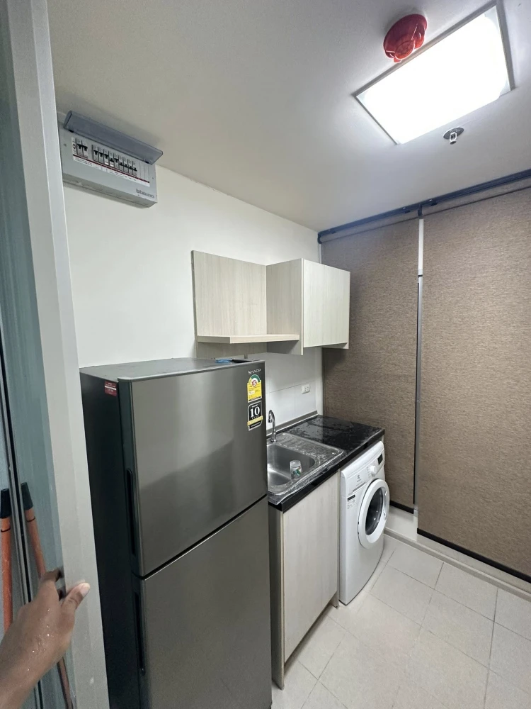 For rent Aspire Rattanathibet 2 1 bedroom 1 bathroom comes with complete furniture and electrical appliances. Don't miss out on this great deal.