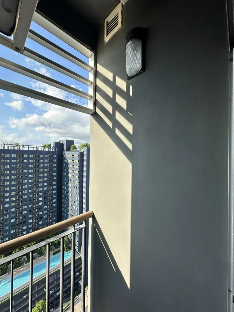 For rent Aspire Rattanathibet 2 1 bedroom 1 bathroom comes with complete furniture and electrical appliances. Don't miss out on this great deal.