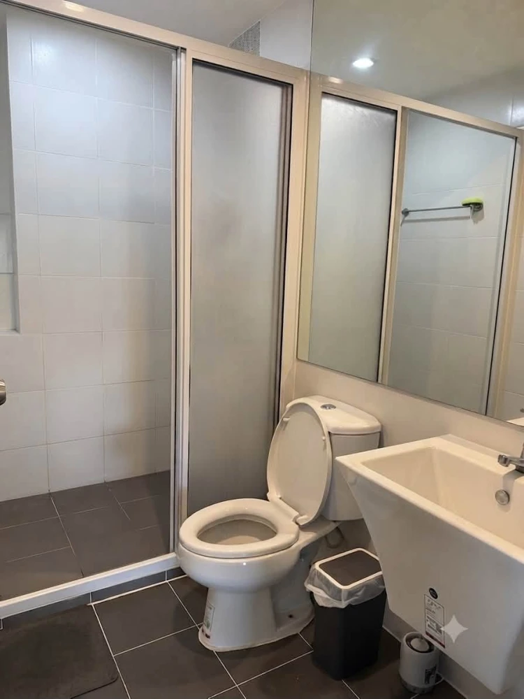 For rent: Aspire Rattanathibet 2, corner unit offering privacy and spacious living area, fully furnished. Book now!