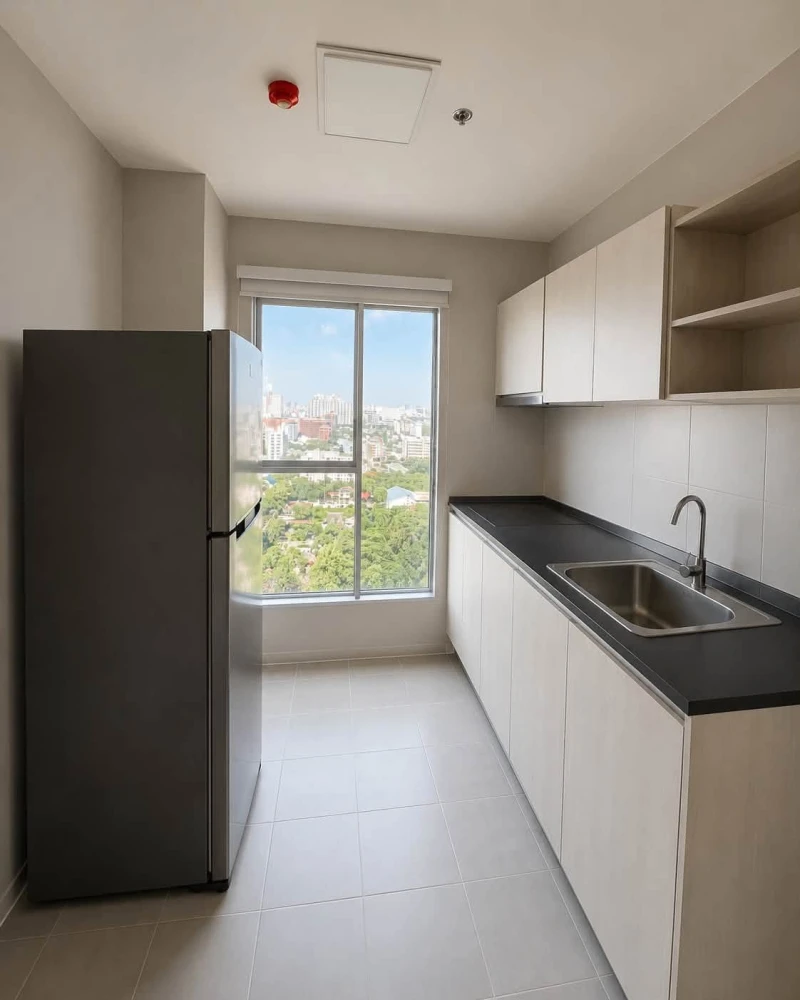 For rent: Aspire Rattanathibet 2, corner unit offering privacy and spacious living area, fully furnished. Book now!