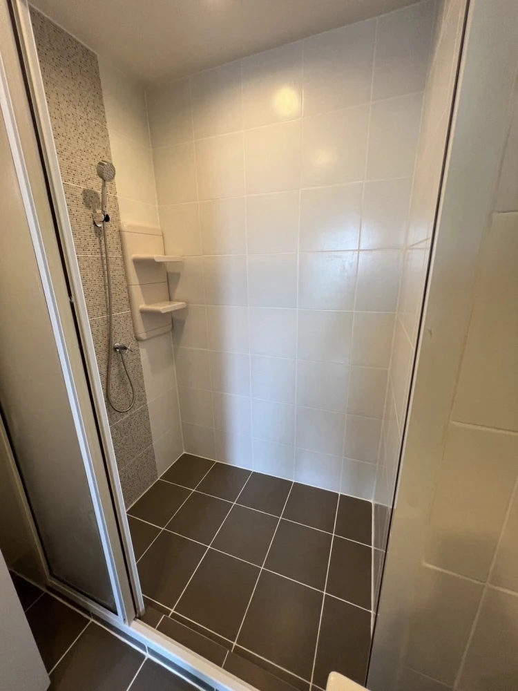 For rent: Aspire Rattanathibet 2, beautifully decorated two-bedroom unit with high-quality built-in furniture. Don't miss out!