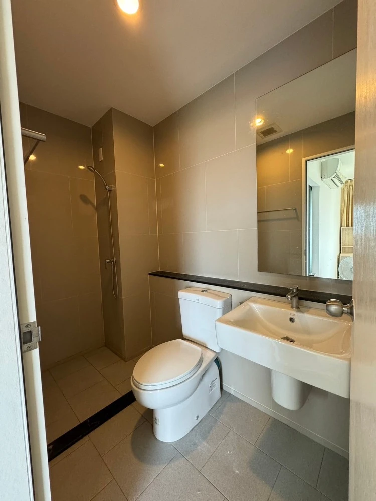 ให้เช่า Aspire Sathorn-Ratchaphruek ชั้น 19 ห้องแต่งครบ น่าอยู่ สนใจจองเลย ด่วนๆ