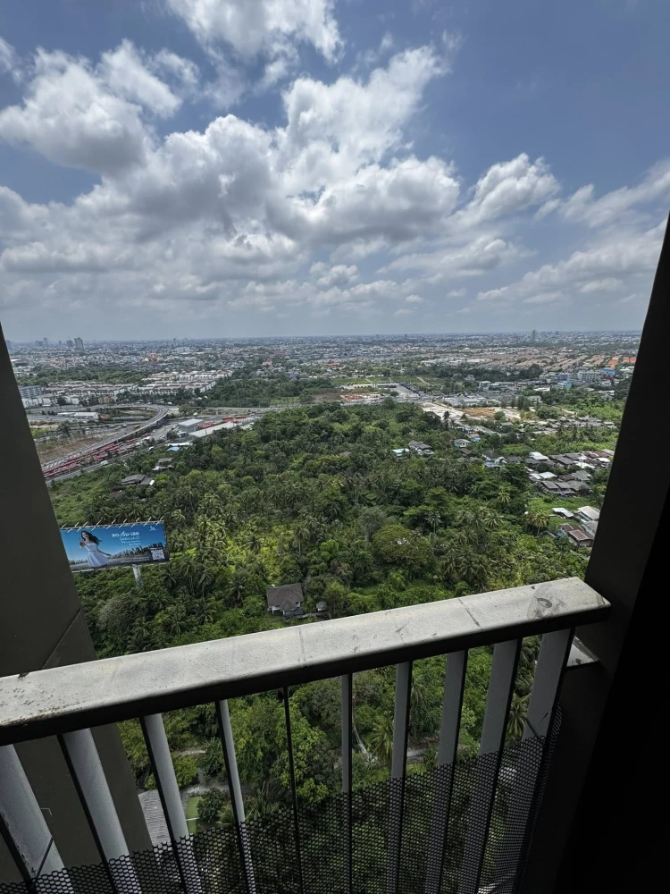 For rent: Aspire Sathorn-Ratchaphruek. Nice room, great location, and fully furnished. Book now!