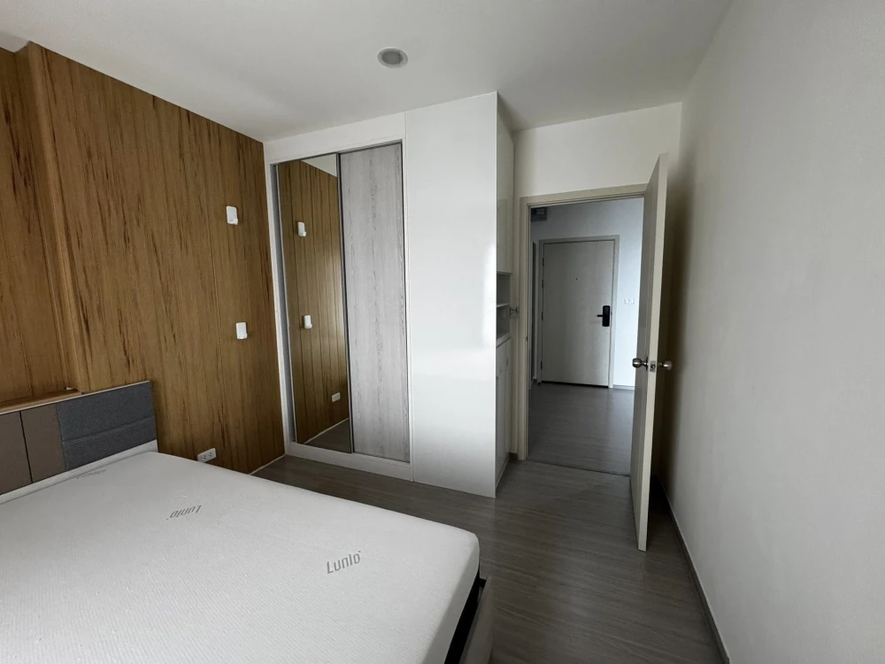 For rent: Aspire Sathorn-Ratchaphruek. Nice room, great location, and fully furnished. Book now!