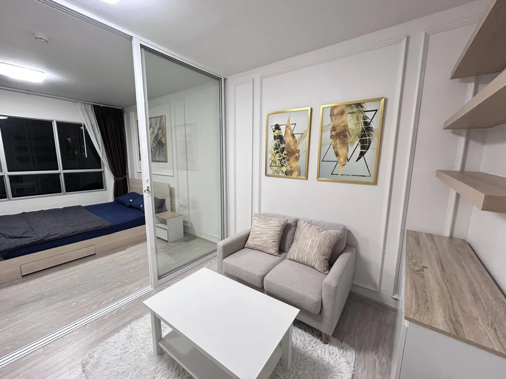 For rent: Aspire Sathorn-Taksin (Brick Zone), beautifully decorated room, 7th floor, fully furnished, just bring your bags and move in.
