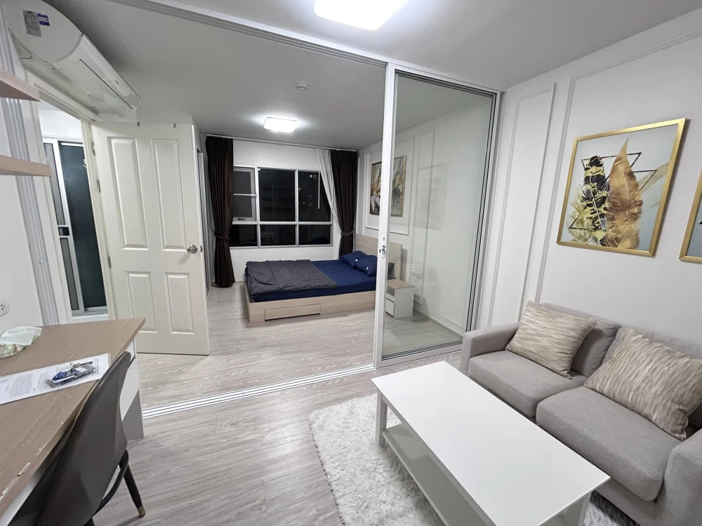 For rent: Aspire Sathorn-Taksin (Brick Zone), beautifully decorated room, 7th floor, fully furnished, just bring your bags and move in.