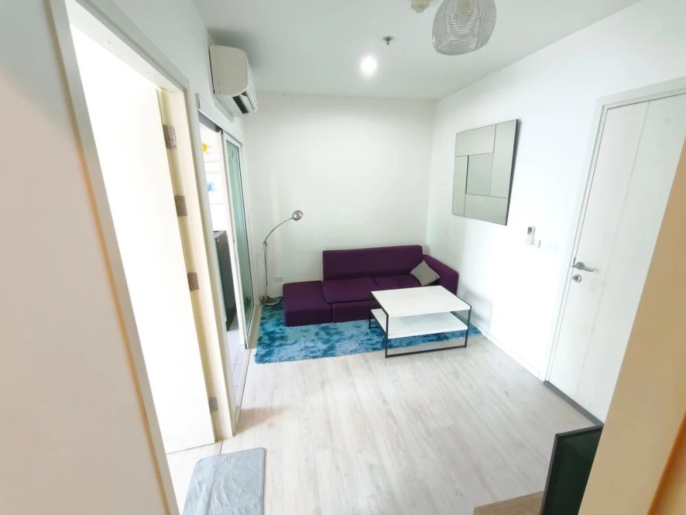 For rent: Aspire Sathorn Thapra, 21st floor. A lovely, fully furnished unit. Book now!