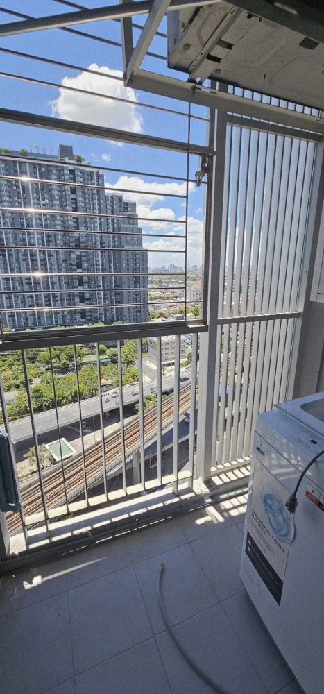For rent: Aspire Sathorn Thapra. Beautiful room, great view, fully furnished, ready to move in. Book now!
