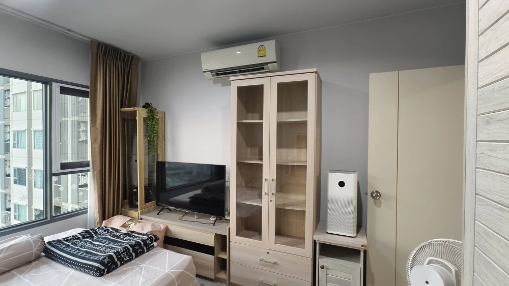 For rent: Aspire Sathorn–Ratchaphruek, high floor unit, spacious and comfortable. Book now before it's too late!!!