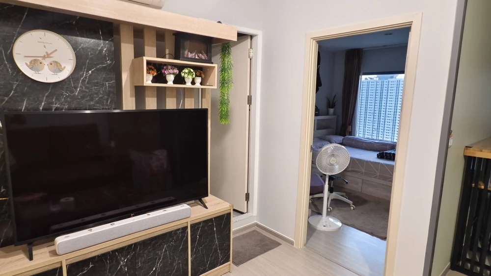 For rent: Aspire Sathorn–Ratchaphruek, high floor unit, spacious and comfortable. Book now before it's too late!!!