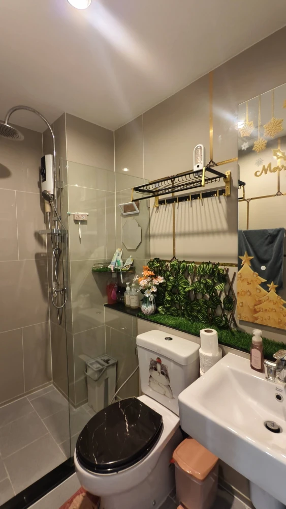 For rent: Aspire Sathorn–Ratchaphruek, high floor unit, spacious and comfortable. Book now before it's too late!!!