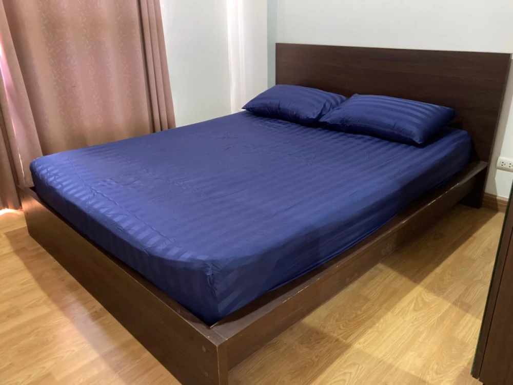 For rent: Aspire Srinakarin, 7th floor, fully furnished, very livable. Book now! Don't wait! Hurry!