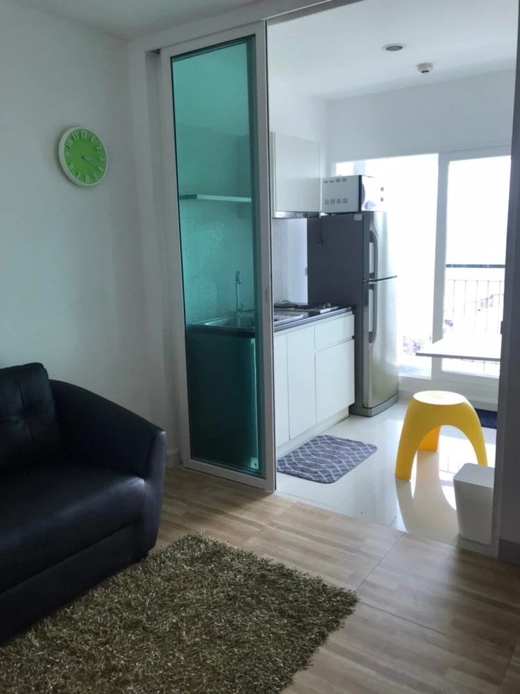 For rent: Aspire Srinakarin, 7th floor, fully furnished, very livable. Book now! Don't wait! Hurry!