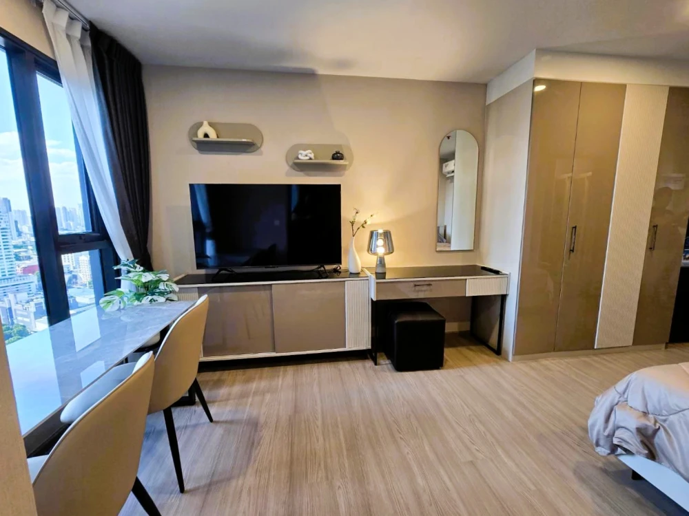 ให้เช่า Aspire Sukhumvit - Rama 4 1 ห้องนอน 1 ห้องน้ำ เฟอร์นิเจอร์ครบครัน เห็นวิวสวยจากชั้นสูง จองด่วน