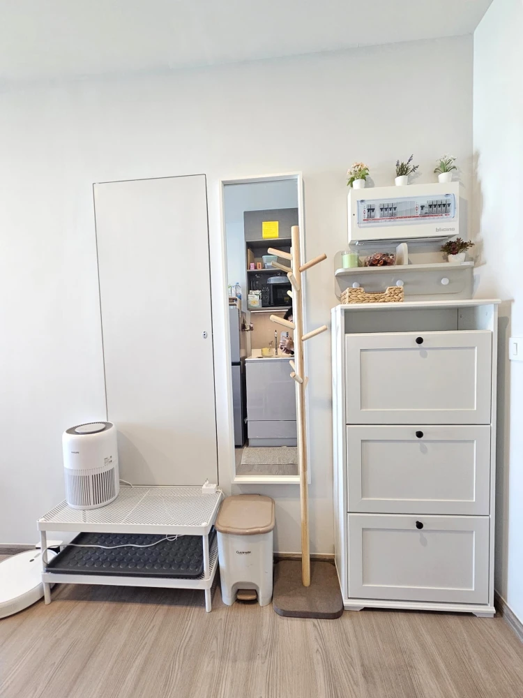 For rent: Aspire Sukhumvit - Rama 4, 1 bedroom, 1 multipurpose room, high floor, high privacy, corner unit to minimize disturbance from neighbors. Boo