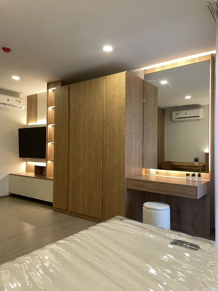 For rent: Aspire Sukhumvit - Rama 4, 10th floor, unobstructed view, no tall buildings blocking the view, with stunning built-in furniture. Don't miss