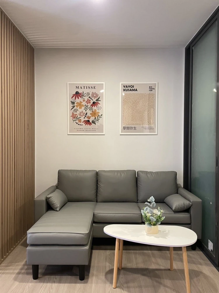 For rent: Aspire Sukhumvit - Rama 4, 10th floor, unobstructed view, no tall buildings blocking the view, with stunning built-in furniture. Don't miss