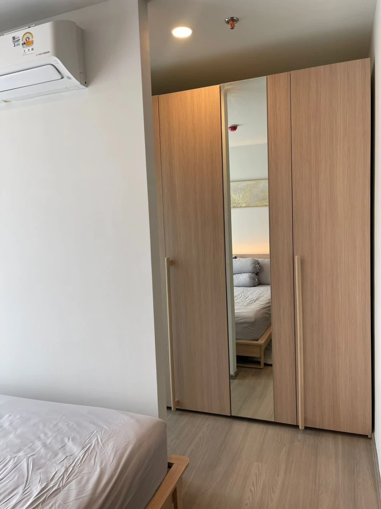 For rent: Aspire Sukhumvit - Rama 4, 18th floor, fully furnished, very livable. Book now! (Hurry!)