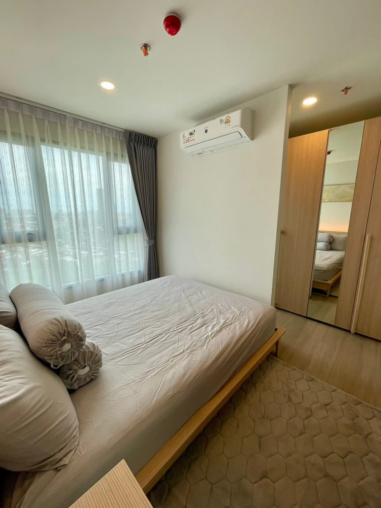 For rent: Aspire Sukhumvit - Rama 4, 18th floor, fully furnished, very livable. Book now! (Hurry!)