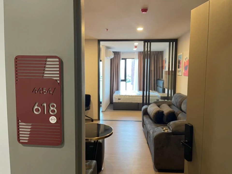 For rent: Aspire Sukhumvit - Rama 4, 22nd floor, fully furnished, ready to move in. Reserve now, don't miss out!