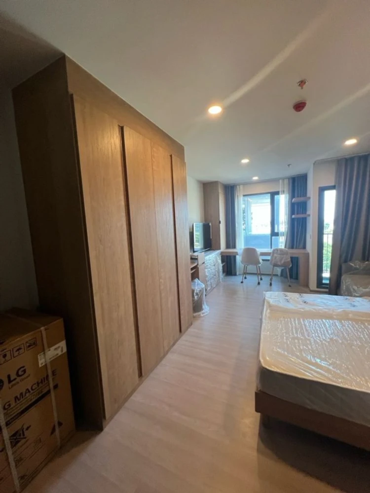 For rent: Aspire Sukhumvit - Rama 4, 8th floor, fully furnished, very livable. Book now! (Quickly!)