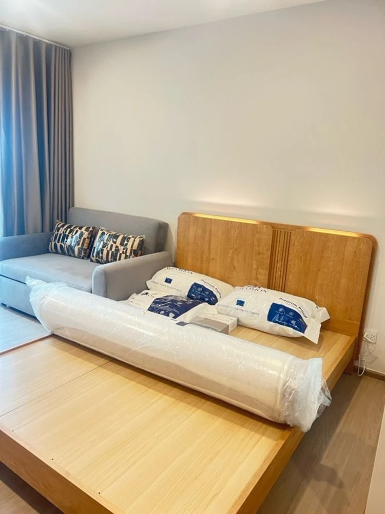 For rent: Aspire Sukhumvit - Rama 4, 8th floor, fully furnished, very livable. Book now! (Quickly!)