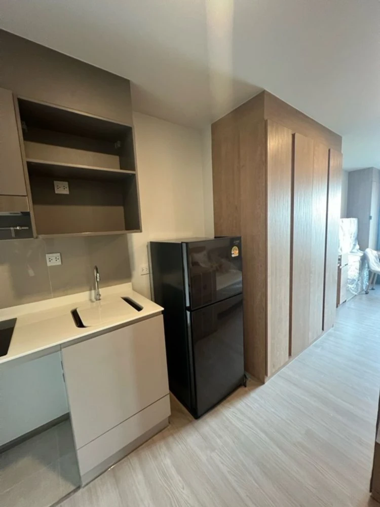 For rent: Aspire Sukhumvit - Rama 4, 8th floor, fully furnished, very livable. Book now! (Quickly!)