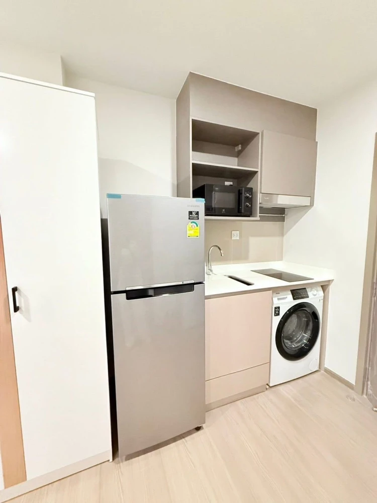 For rent: Aspire Sukhumvit - Rama 4, 9th floor, corner unit, fully furnished. Book now! (Urgent!)