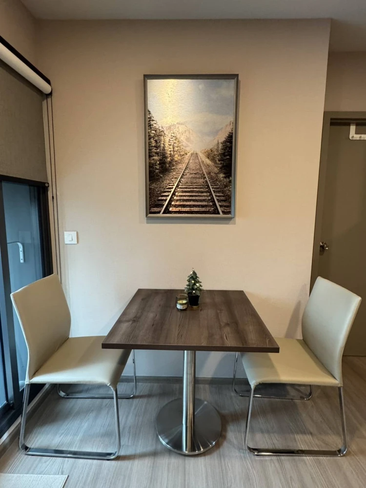 For rent: Aspire Sukhumvit – Rama 4, ready to move in, 8th floor, outside view, open view, south facing, quiet, no blocked view, hurry to reserve.