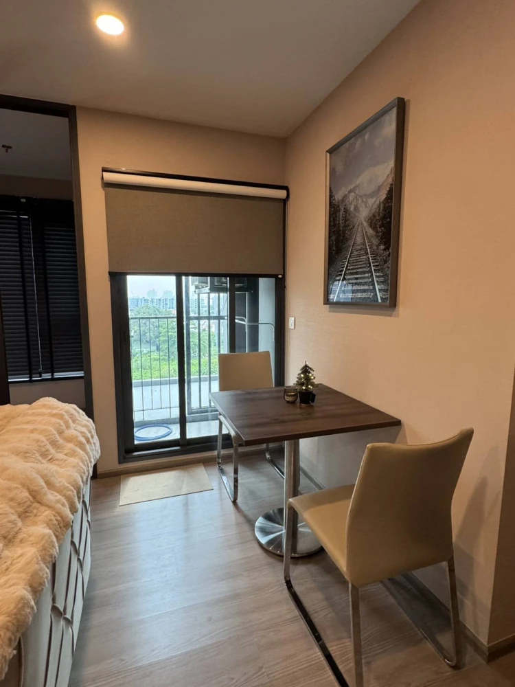 For rent: Aspire Sukhumvit – Rama 4, ready to move in, 8th floor, outside view, open view, south facing, quiet, no blocked view, hurry to reserve.