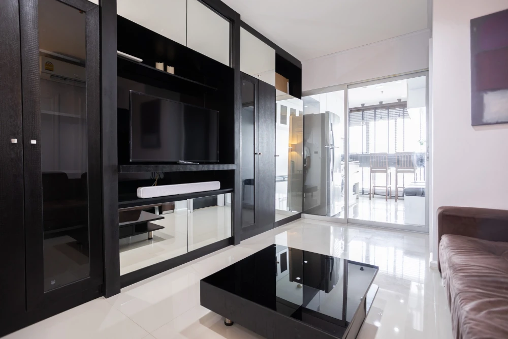 For rent: Aspire Sukhumvit 48, 10th floor. Beautifully furnished and ready to move in. Book now! Don't miss out!