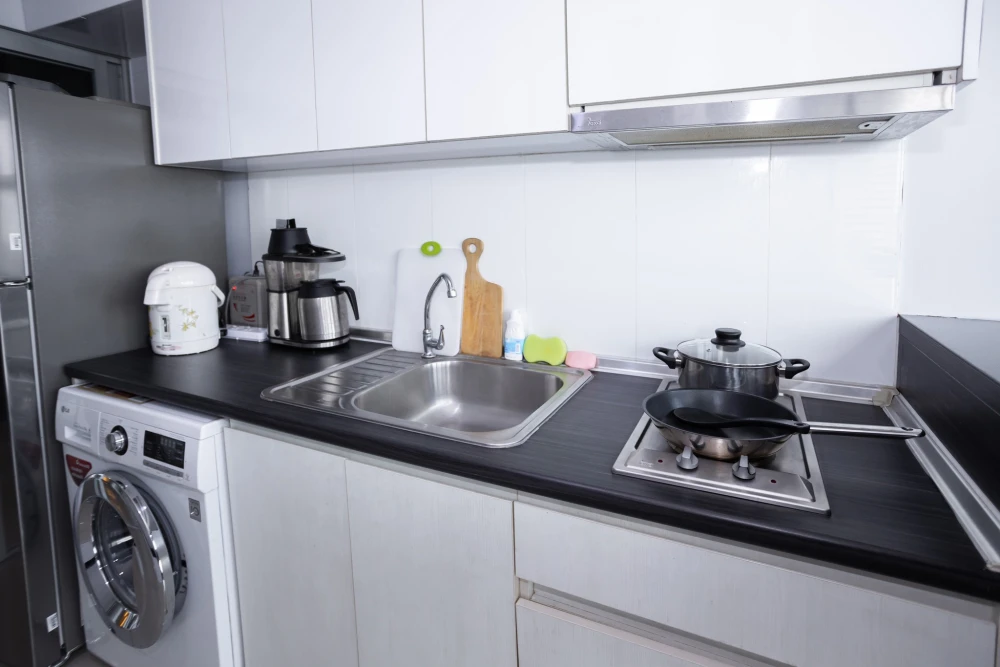 For rent: Aspire Sukhumvit 48, 10th floor. Beautifully furnished and ready to move in. Book now! Don't miss out!