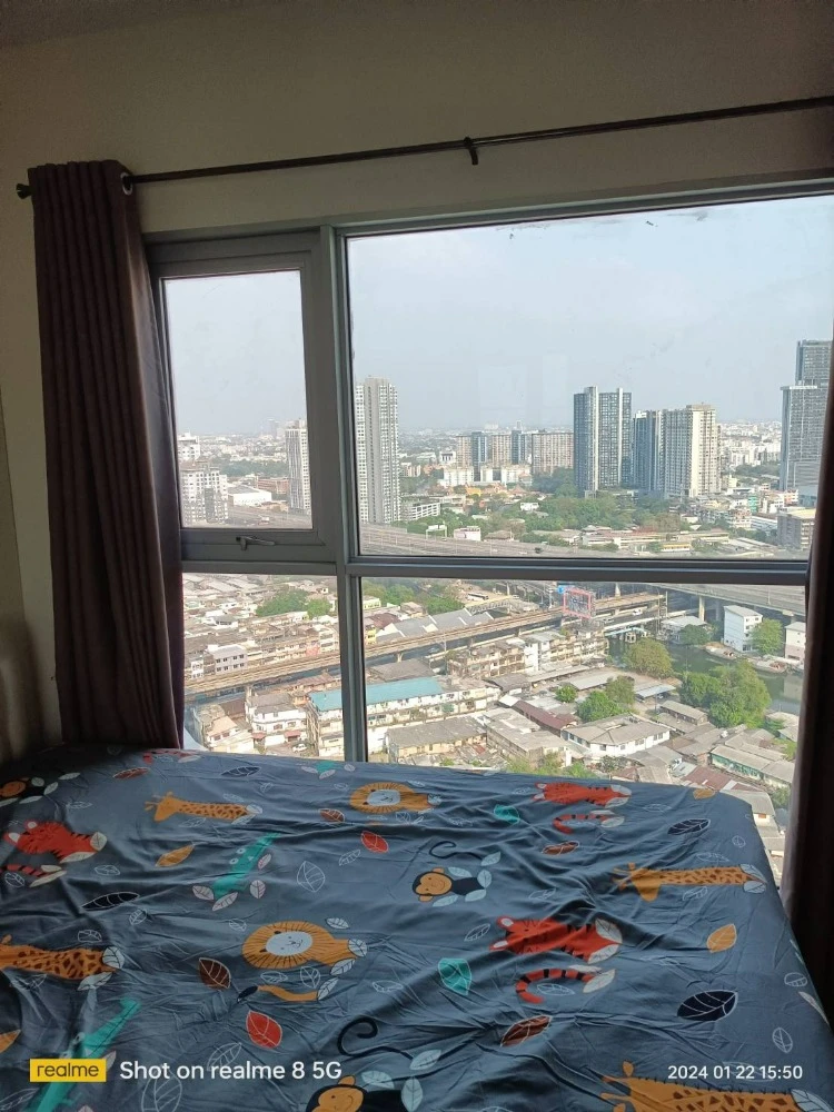 For rent: Aspire Sukhumvit 48, 11th floor. Nice, fully furnished unit. Book now!