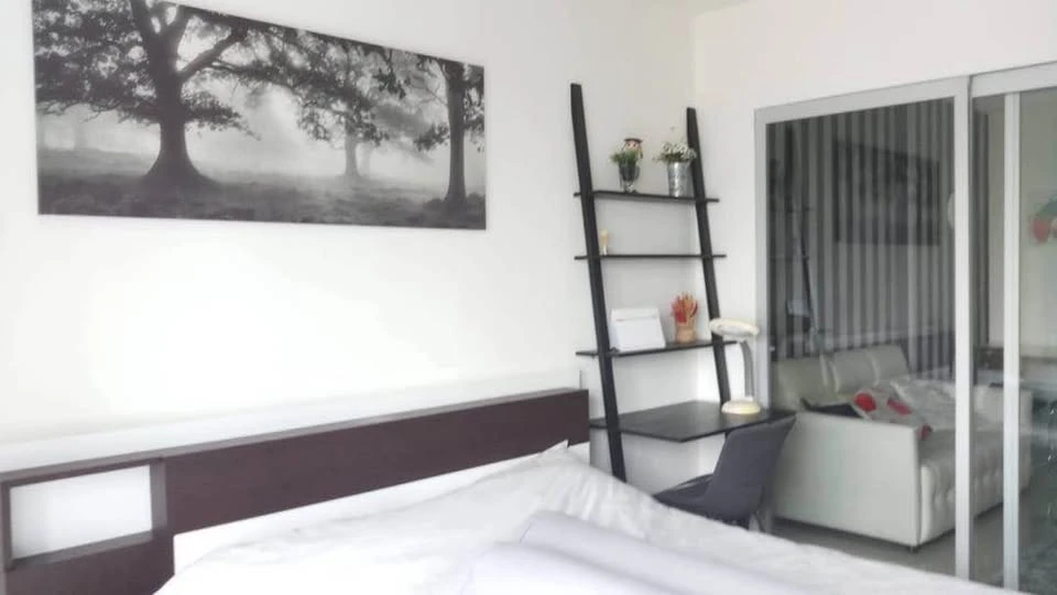 For rent: Aspire Sukhumvit 48, 9th floor, city view, fully furnished, very livable. Book now!