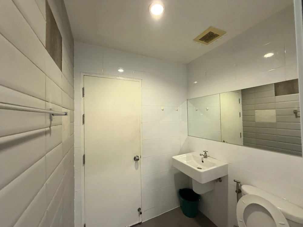 For rent: Aspire Sukhumvit 48, 6th floor unit. Fully furnished, ready to move in.