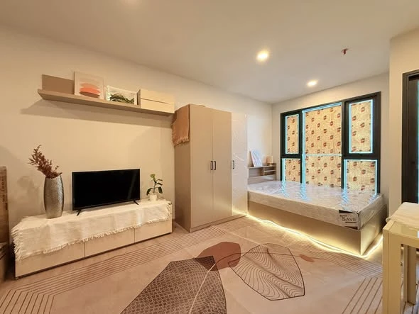 For rent: Aspire Sukhumvit-Rama 4, high floor unit, ready to move in, fully furnished. Book now before it's too late!!!