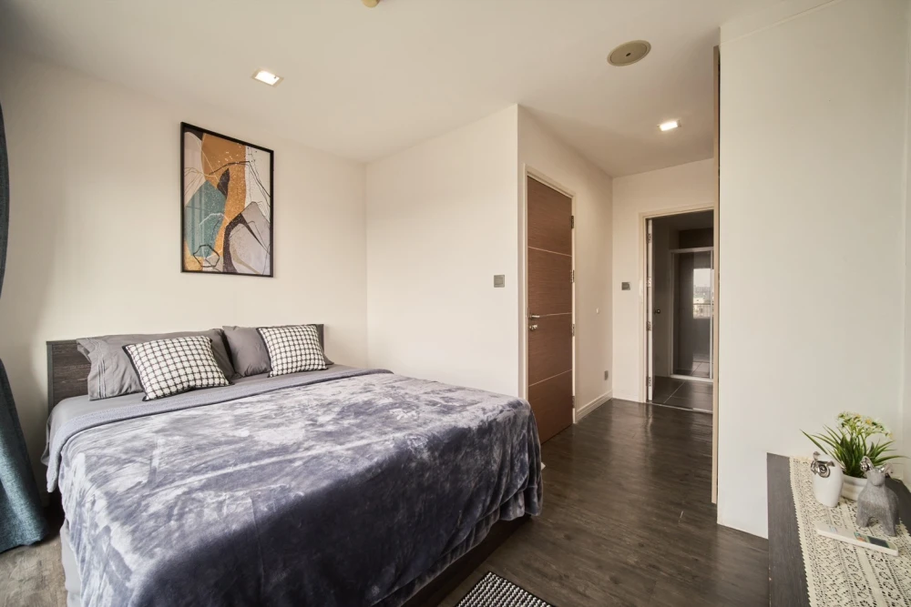 For rent: Aspire Vibha-Victory, excellent condition room, fully furnished, ready to move in immediately. Book now!