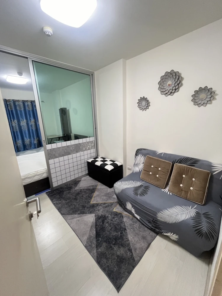 Aspire Ladprao 113 for rent. Fully furnished and equipped with all appliances—move-in ready with just your personal belongings.