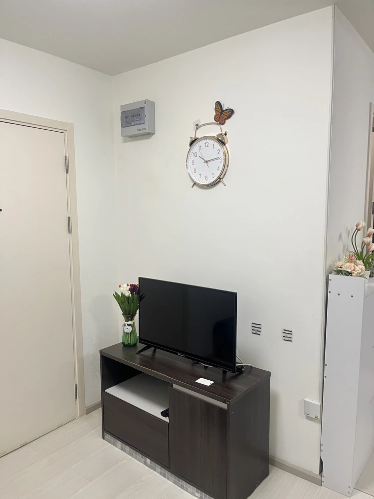 Aspire Ladprao 113 for rent. Fully furnished and equipped with all appliances—move-in ready with just your personal belongings.
