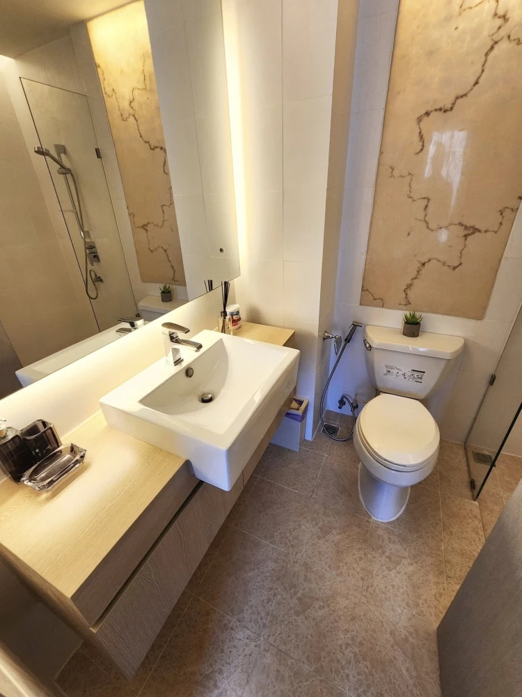 For rent: Atlantis Condo Resort Pattaya, spacious room, lots of usable space, complete amenities, beautiful view, reserve now!