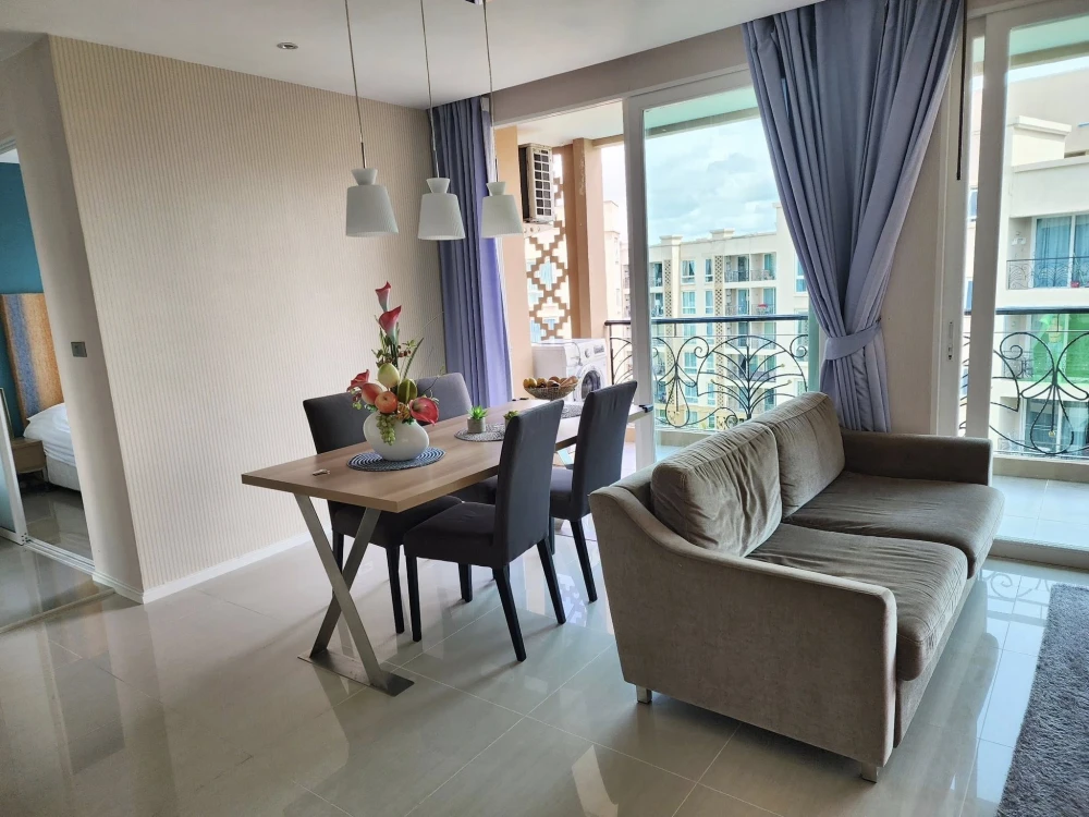 For rent: Atlantis Condo Resort Pattaya, spacious room, lots of usable space, complete amenities, beautiful view, reserve now!