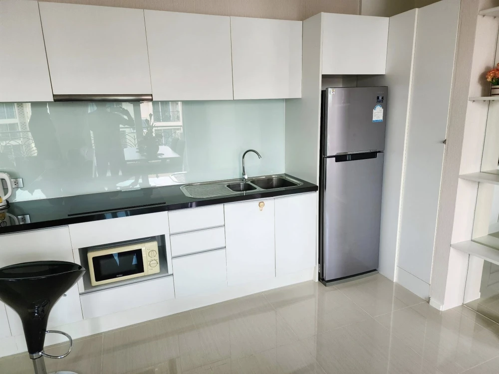 For rent: Atlantis Condo Resort Pattaya, spacious room, lots of usable space, complete amenities, beautiful view, reserve now!