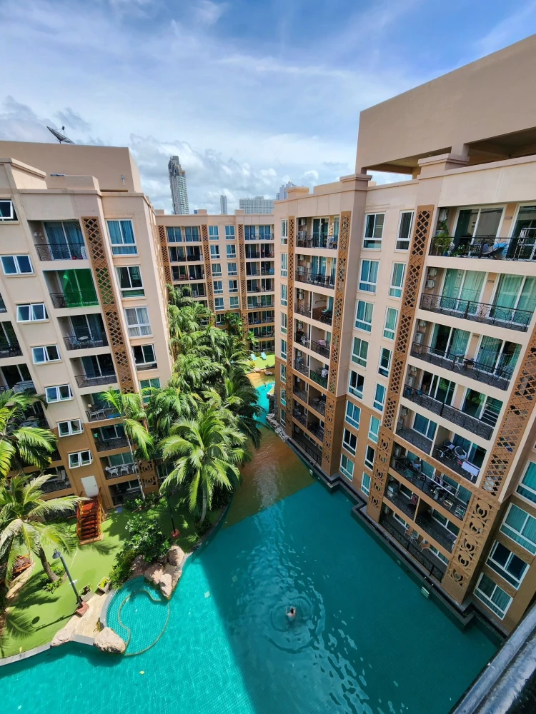 For rent: Atlantis Condo Resort Pattaya, spacious room, lots of usable space, complete amenities, beautiful view, reserve now!