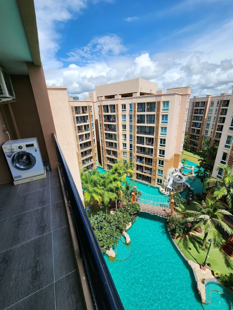For rent: Atlantis Condo Resort Pattaya, spacious room, lots of usable space, complete amenities, beautiful view, reserve now!