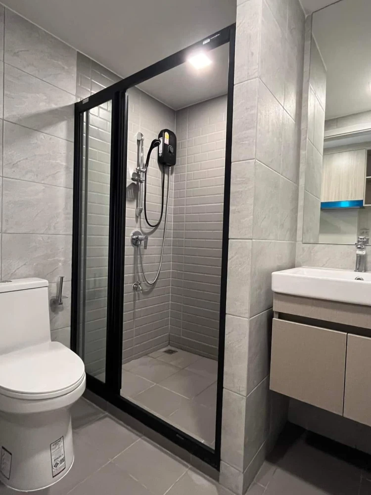 For rent: Atmoz Flow Minburi, fully furnished, just bring your bags and move in, equipment ready, move quickly.