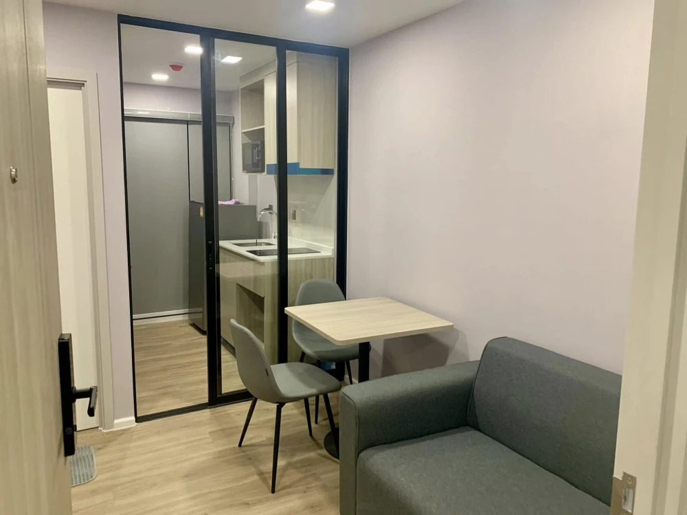 For rent: Atmoz Flow Minburi, ready to move in, fully furnished, just bring your bags and move in.